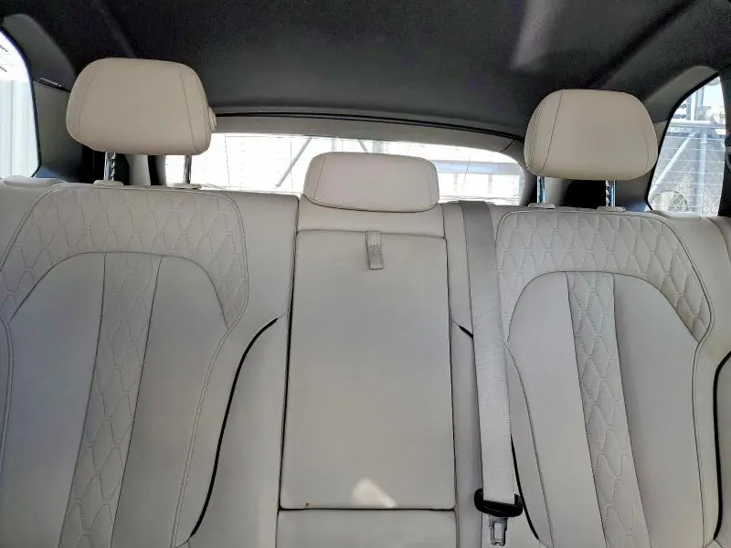 2024 BMW X5 M60I  
