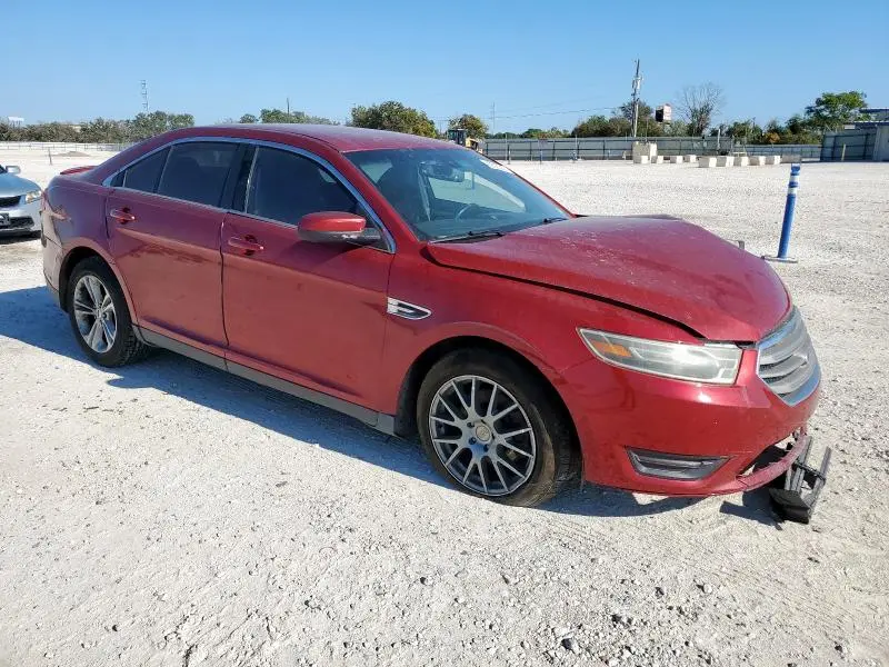 2015 FORD TAURUS SEL  