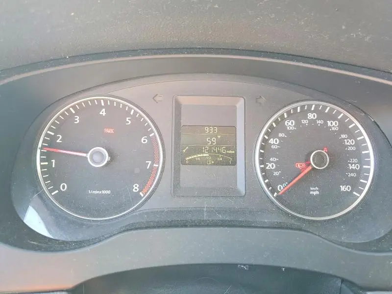 2013 VOLKSWAGEN JETTA SE  