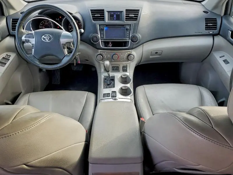 2013 TOYOTA HIGHLANDER BASE  