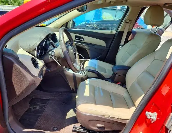 2012 CHEVROLET CRUZE LT  