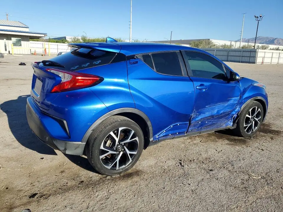 2018 TOYOTA C-HR XLE PREMIUM  