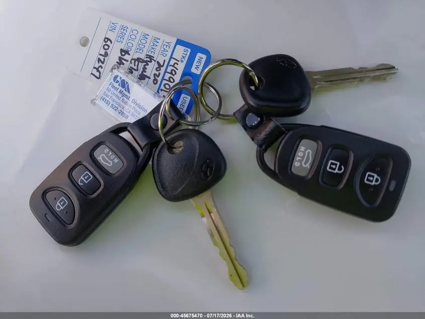 2020 HYUNDAI ELANTRA SE