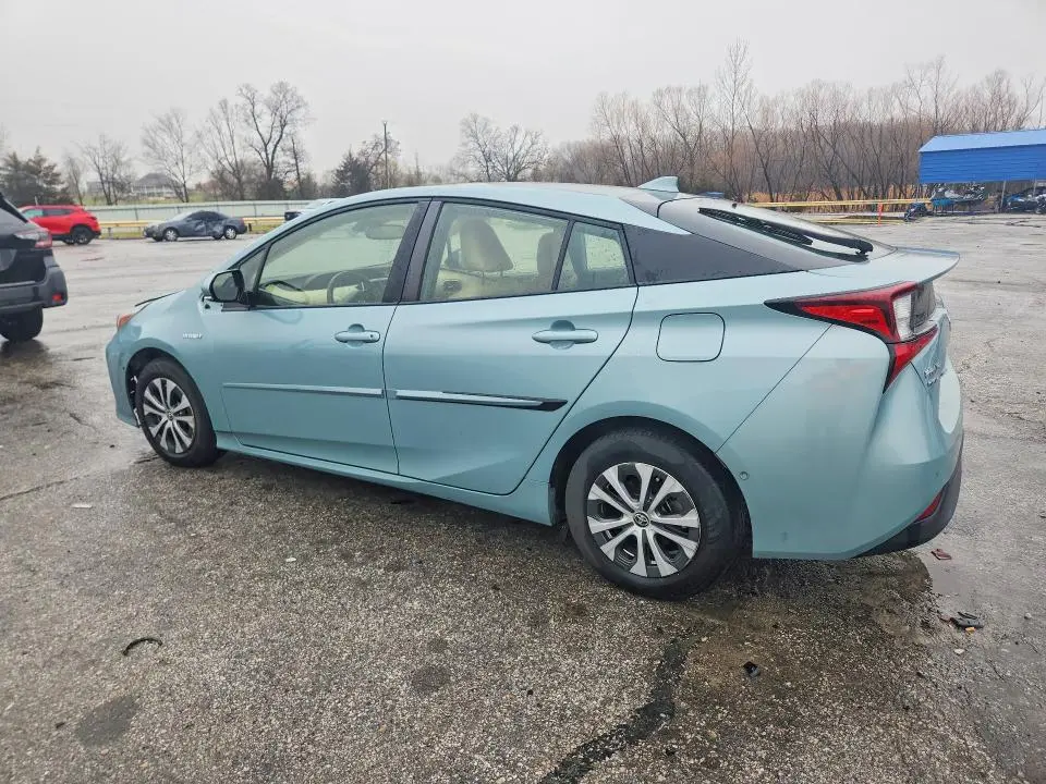 2019 TOYOTA PRIUS XLE AWD-E  
