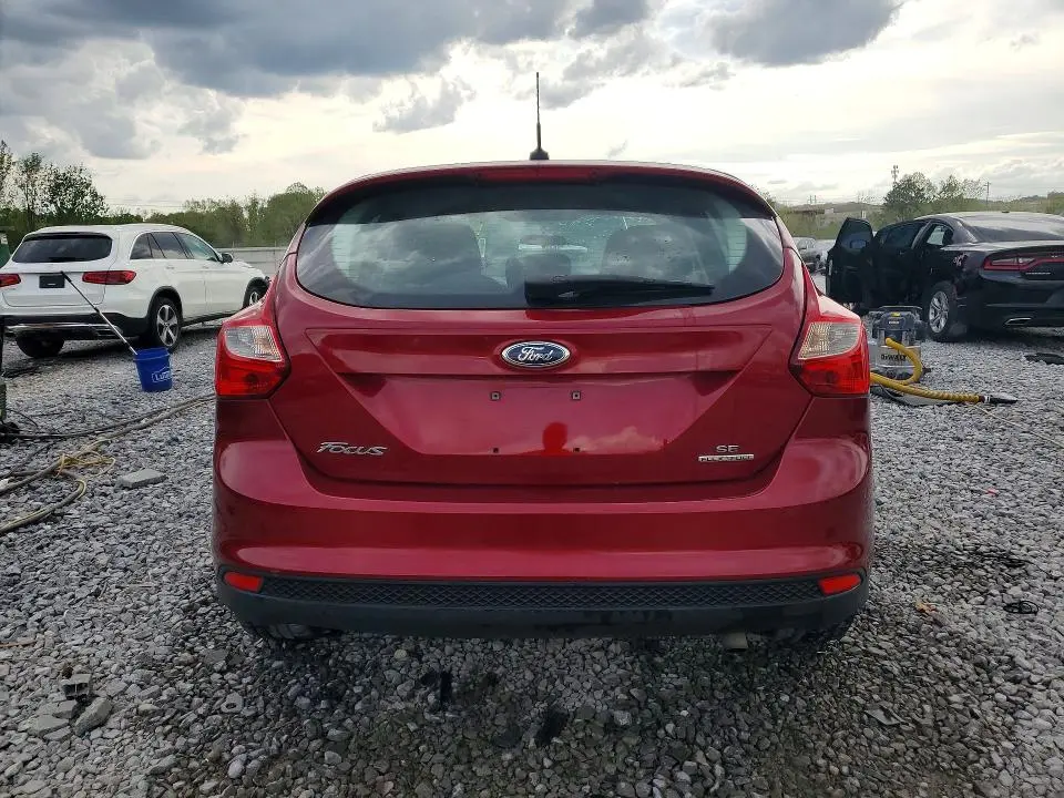 2014 FORD FOCUS SE  
