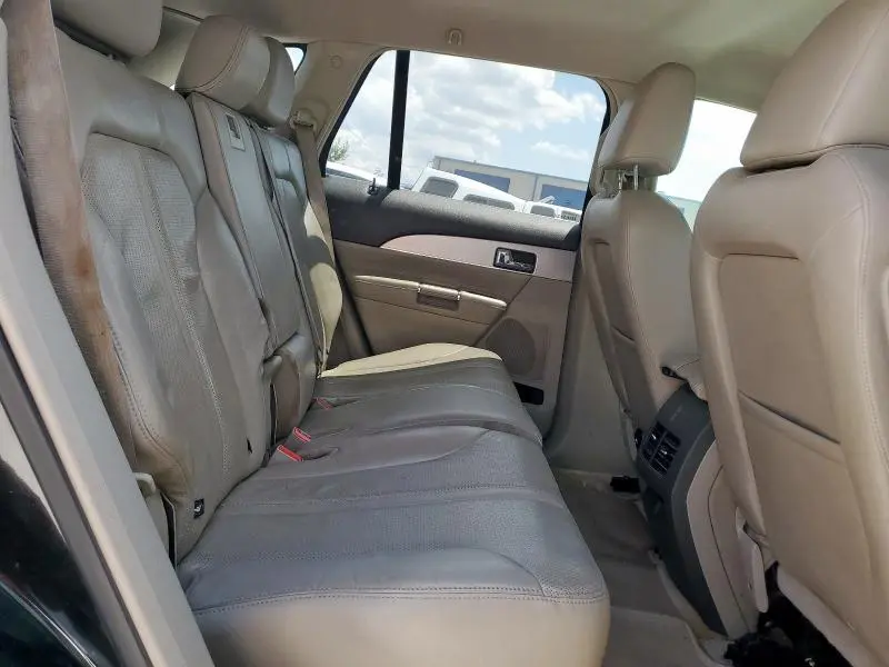 2011 LINCOLN MKX   