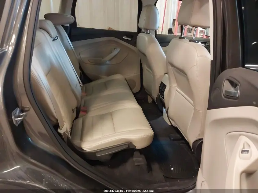 2017 FORD ESCAPE TITANIUM