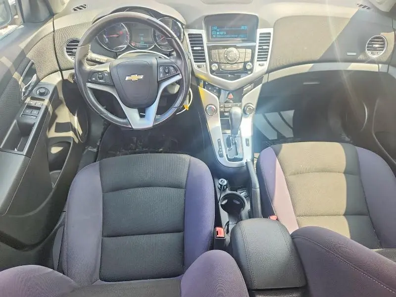 2012 CHEVROLET CRUZE LT  