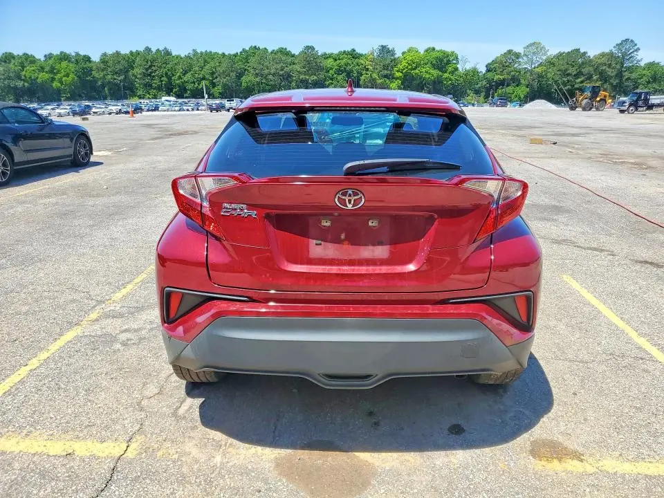 2018 TOYOTA C-HR XLE  