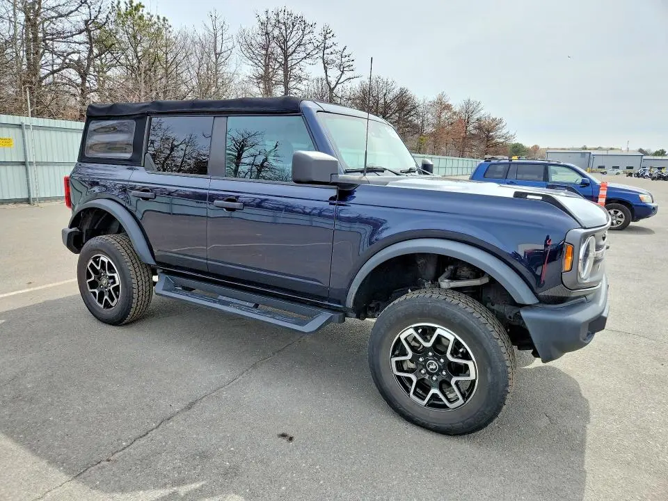 2021 FORD BRONCO BASE  