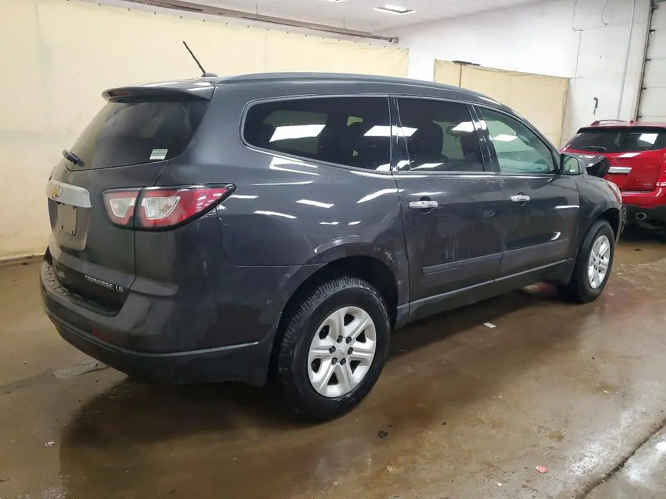 2015 CHEVROLET TRAVERSE LS  
