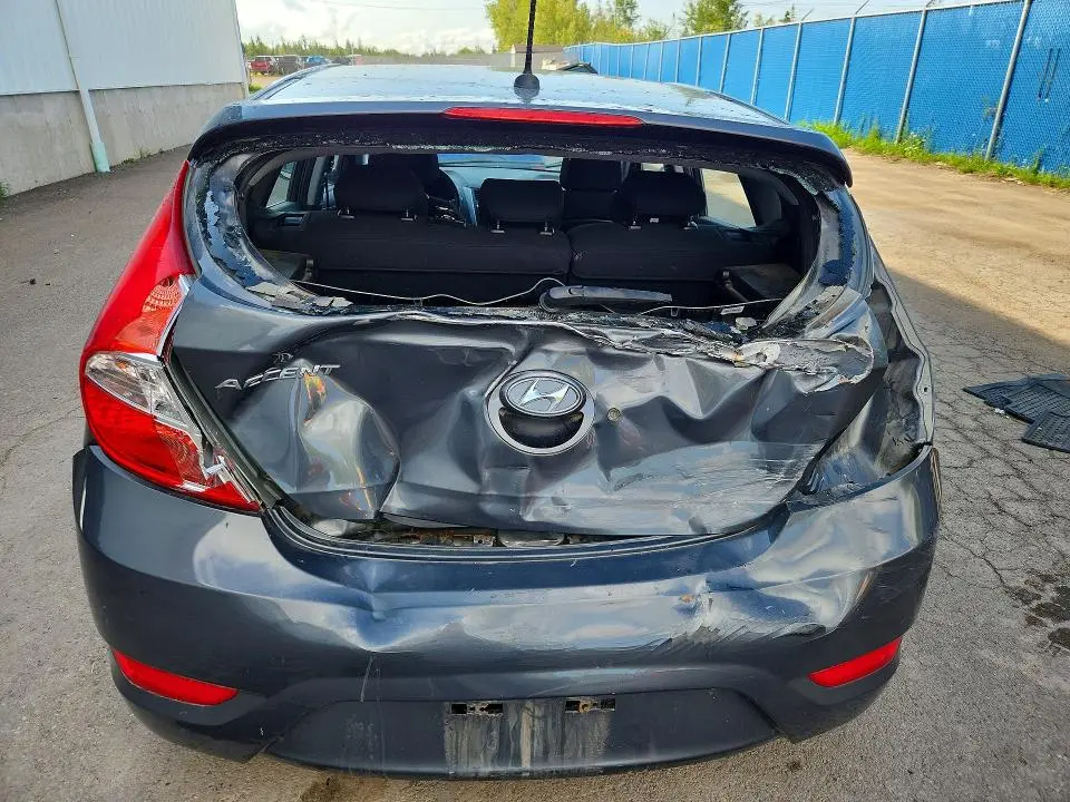 2012 HYUNDAI ACCENT GLS  