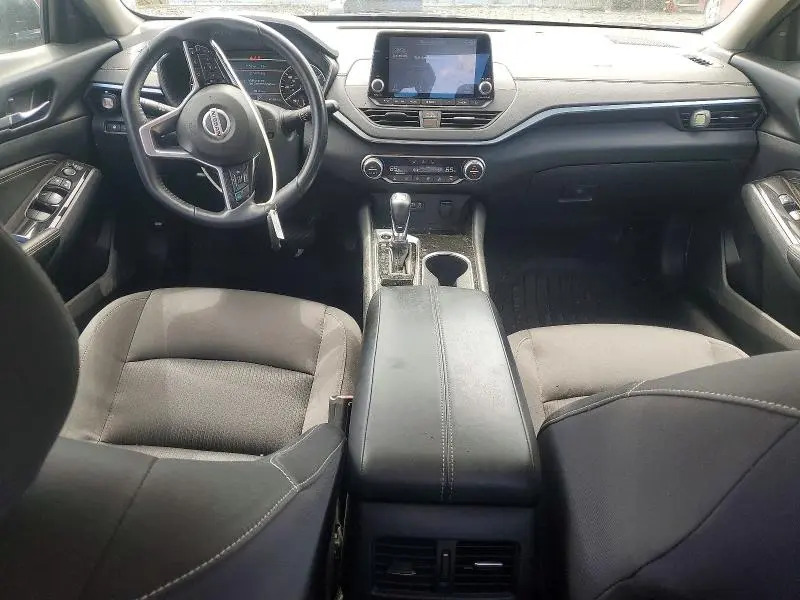 2020 NISSAN ALTIMA SV  