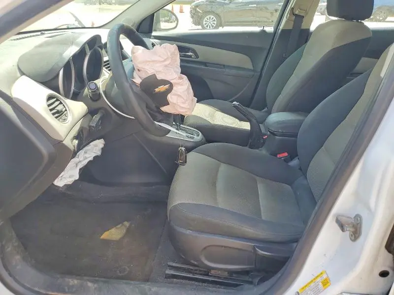2012 CHEVROLET CRUZE LS  