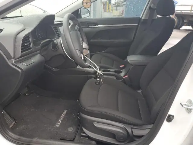 2019 HYUNDAI ELANTRA SE  