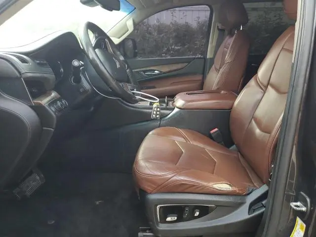 2016 CADILLAC ESCALADE LUXURY  