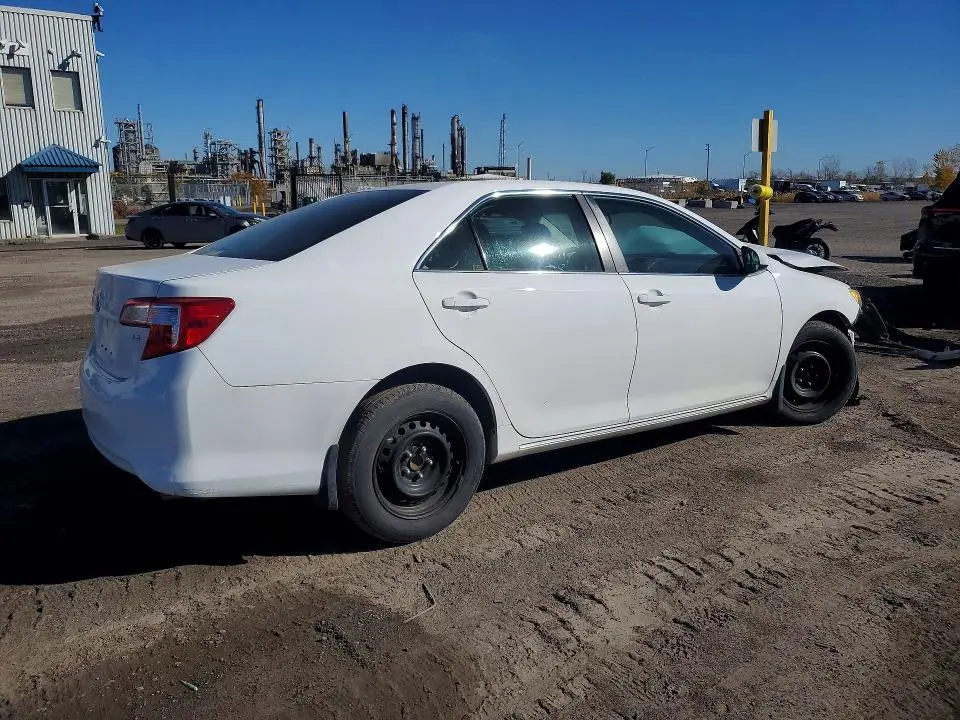 2014 TOYOTA CAMRY L  