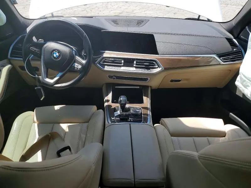 2020 BMW X5   