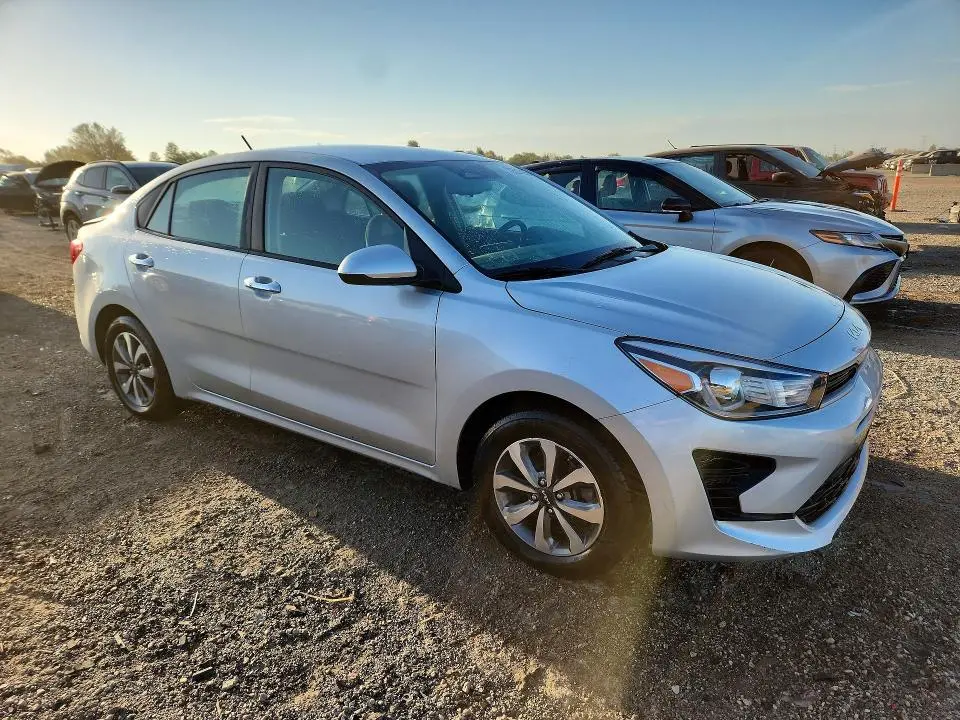 2023 KIA RIO S  