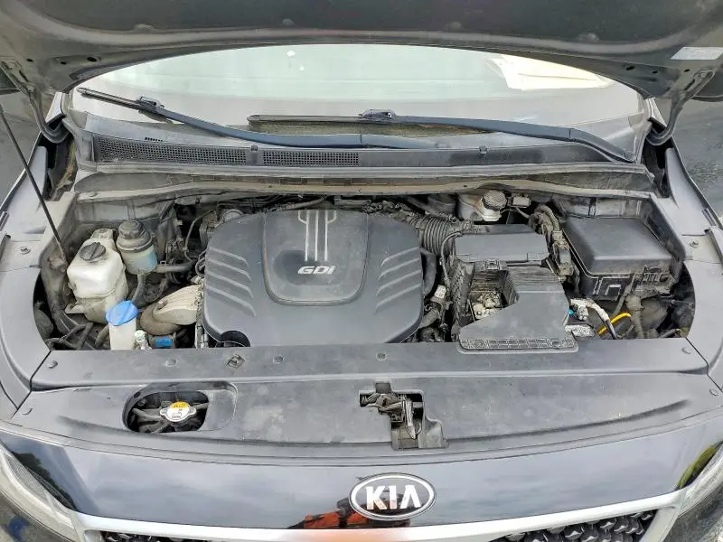 2017 KIA SEDONA LX  