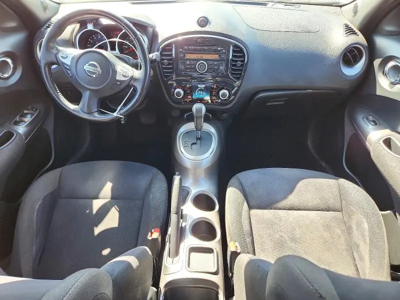 2011 NISSAN JUKE S  
