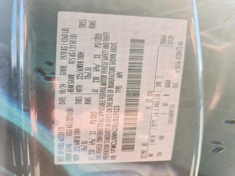 2024 FORD ESCAPE ST LINE  