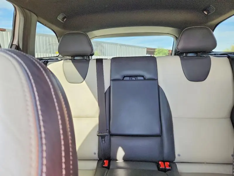 2015 VOLVO XC60 T6 PLATINUM  