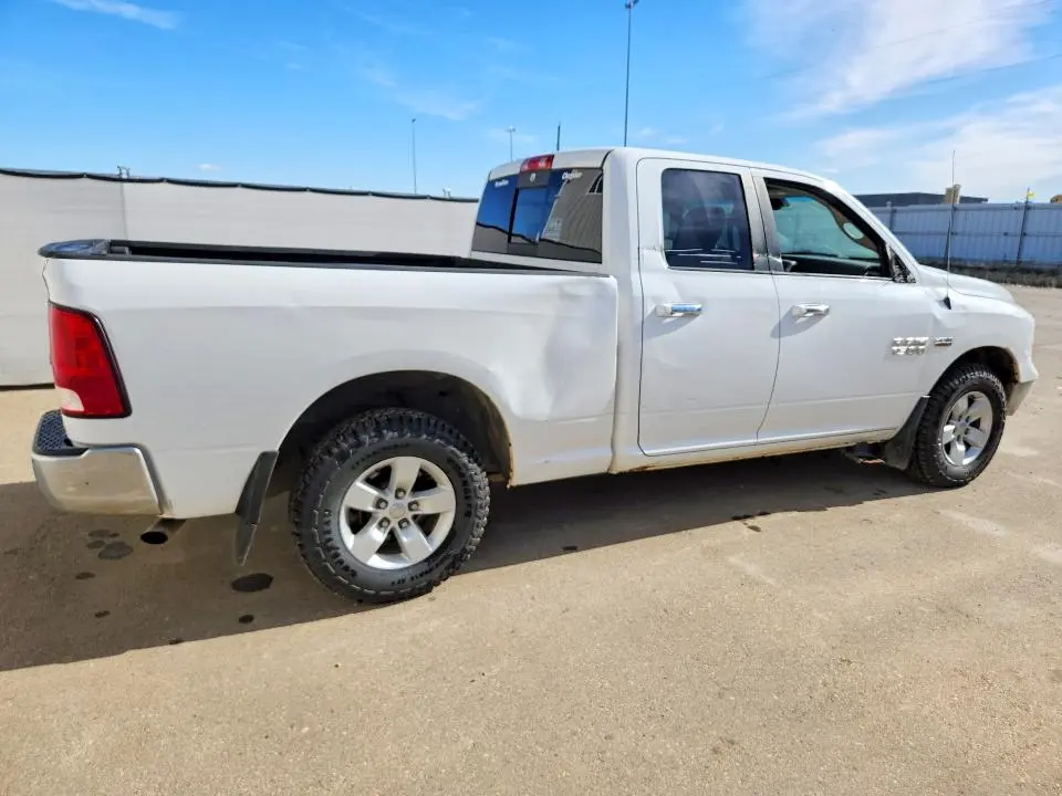 2015 RAM 1500 SLT  