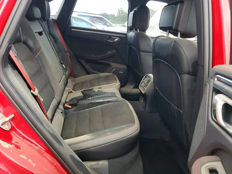 2022 PORSCHE MACAN GTS  