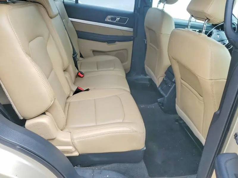 2017 FORD EXPLORER XLT  