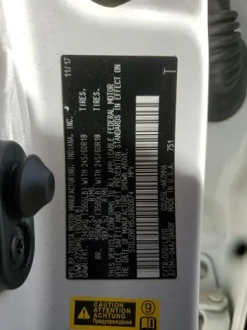 2018 TOYOTA HIGHLANDER SE  