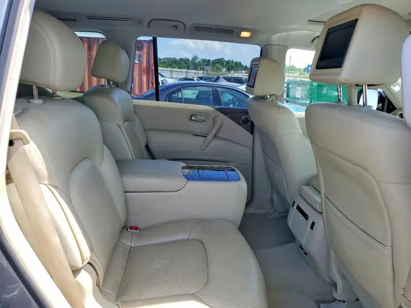 2015 INFINITI QX80 BASE  