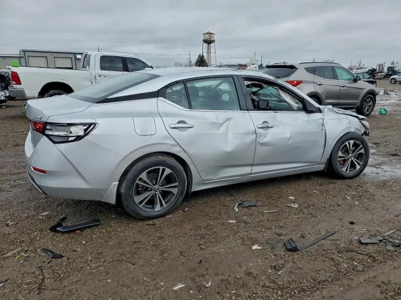 2022 NISSAN SENTRA SV  