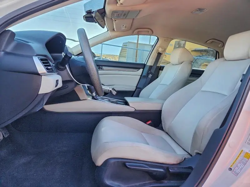 2020 HONDA ACCORD LX  