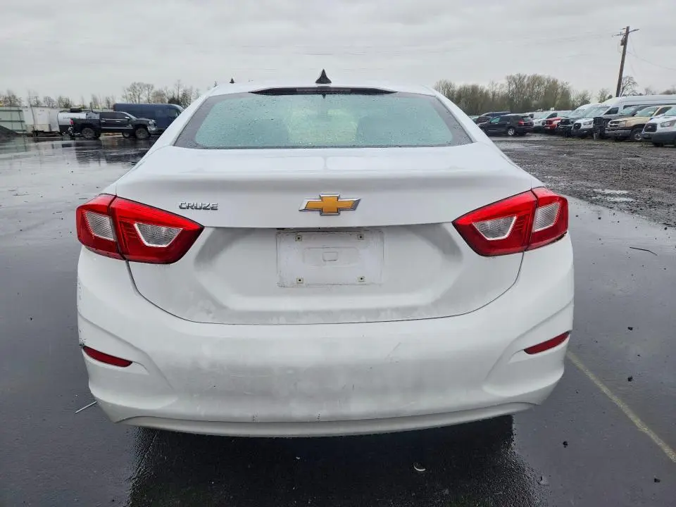 2016 CHEVROLET CRUZE LS  