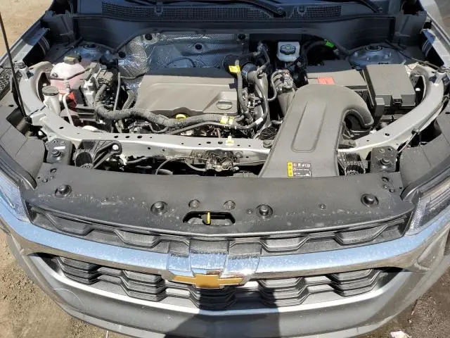 2025 CHEVROLET TRAX LS  
