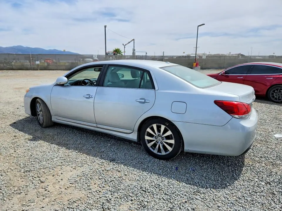 2011 TOYOTA AVALON LIMITED  