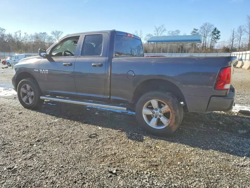 2015 RAM 1500 ST  