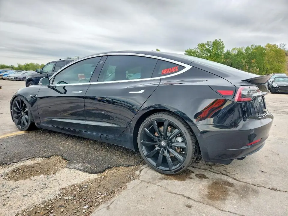 2019 TESLA MODEL 3   