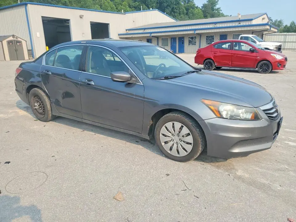 2011 HONDA ACCORD LX  