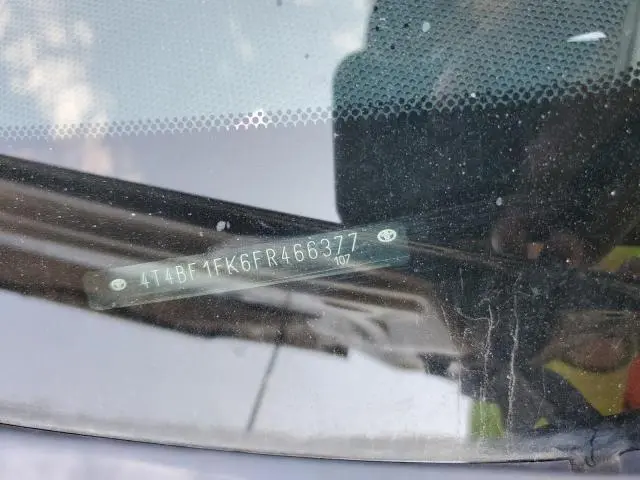 2015 TOYOTA CAMRY LE  