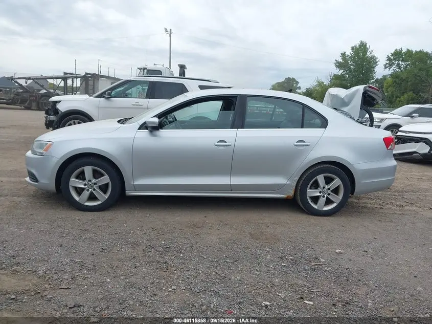2014 VOLKSWAGEN JETTA 2.0L TDI