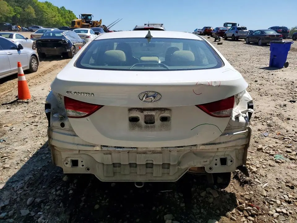 2011 HYUNDAI ELANTRA GLS  