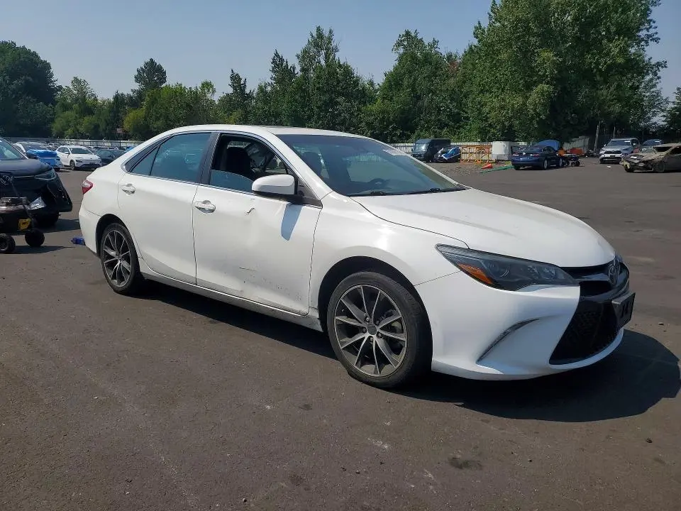 2017 TOYOTA CAMRY XSE V6  
