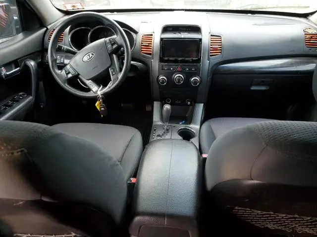 2012 KIA SORENTO BASE