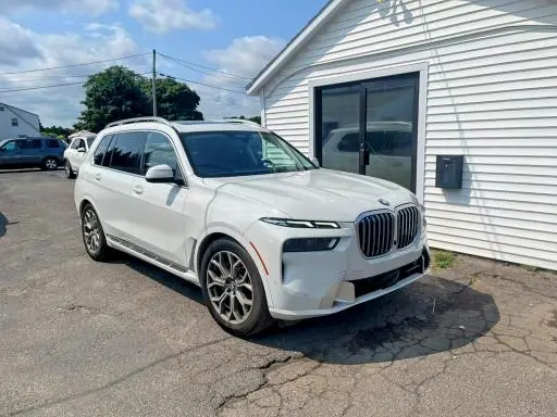 2025 BMW X7 XDRIVE40I  