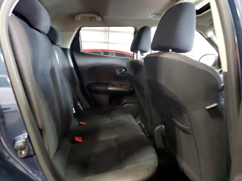 2014 NISSAN JUKE SV  
