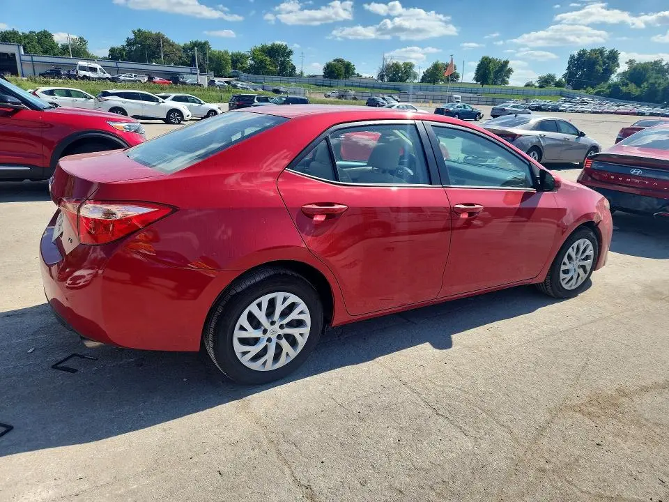 2018 TOYOTA COROLLA LE  