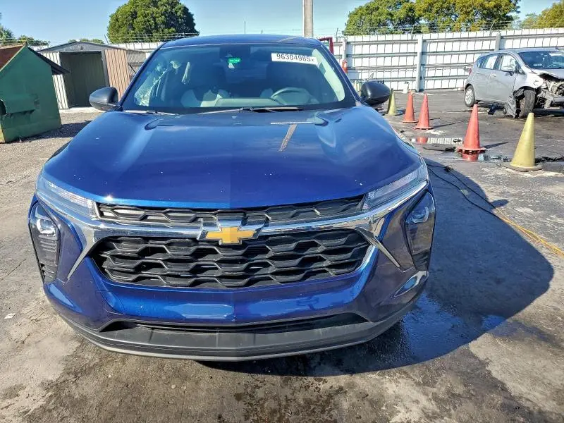 2024 CHEVROLET TRAX LS  