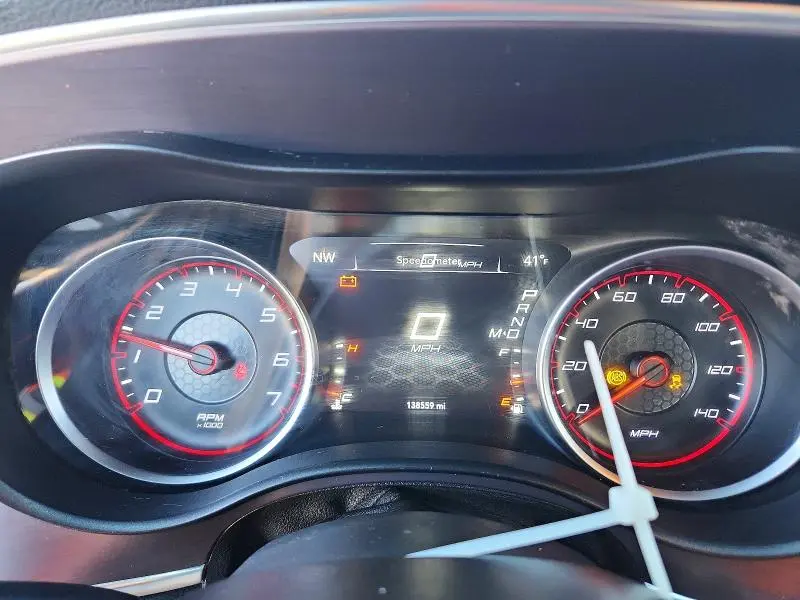 2015 DODGE CHARGER SE  